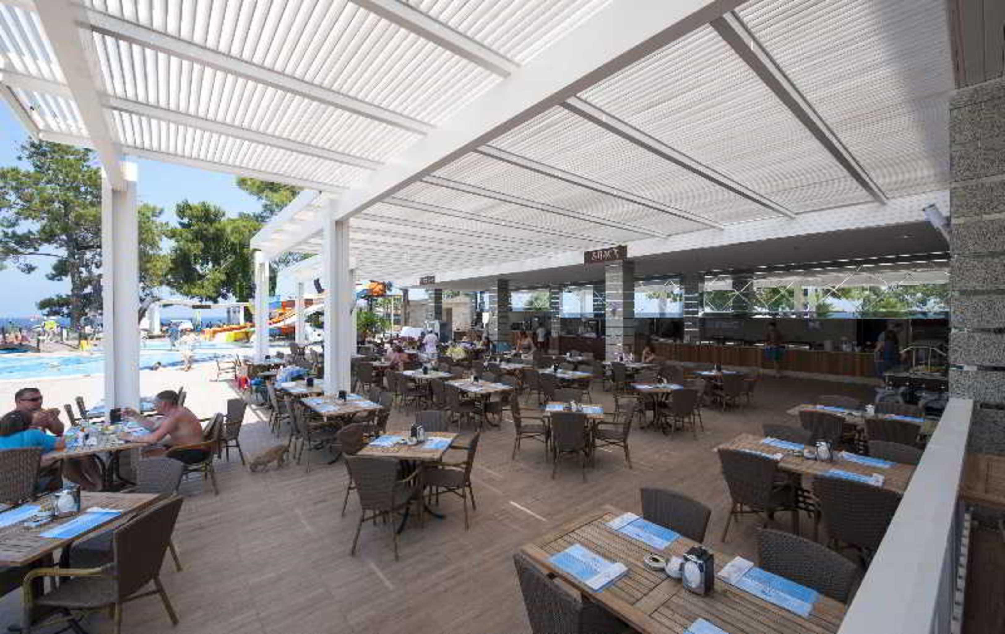 Crystal Aura Beach Resort & Spa Kemer Exterior photo
