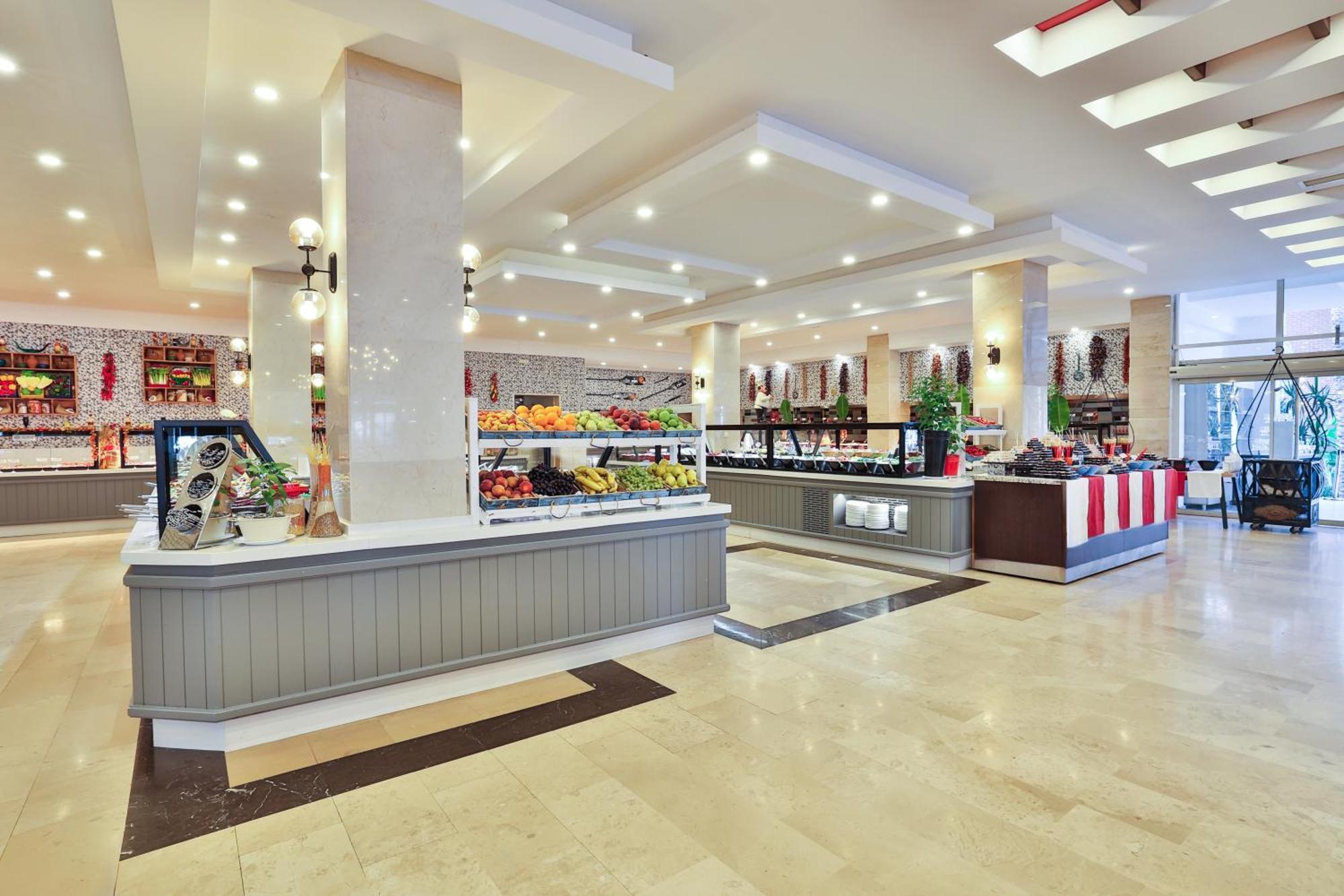 Crystal Aura Beach Resort & Spa Kemer Exterior photo